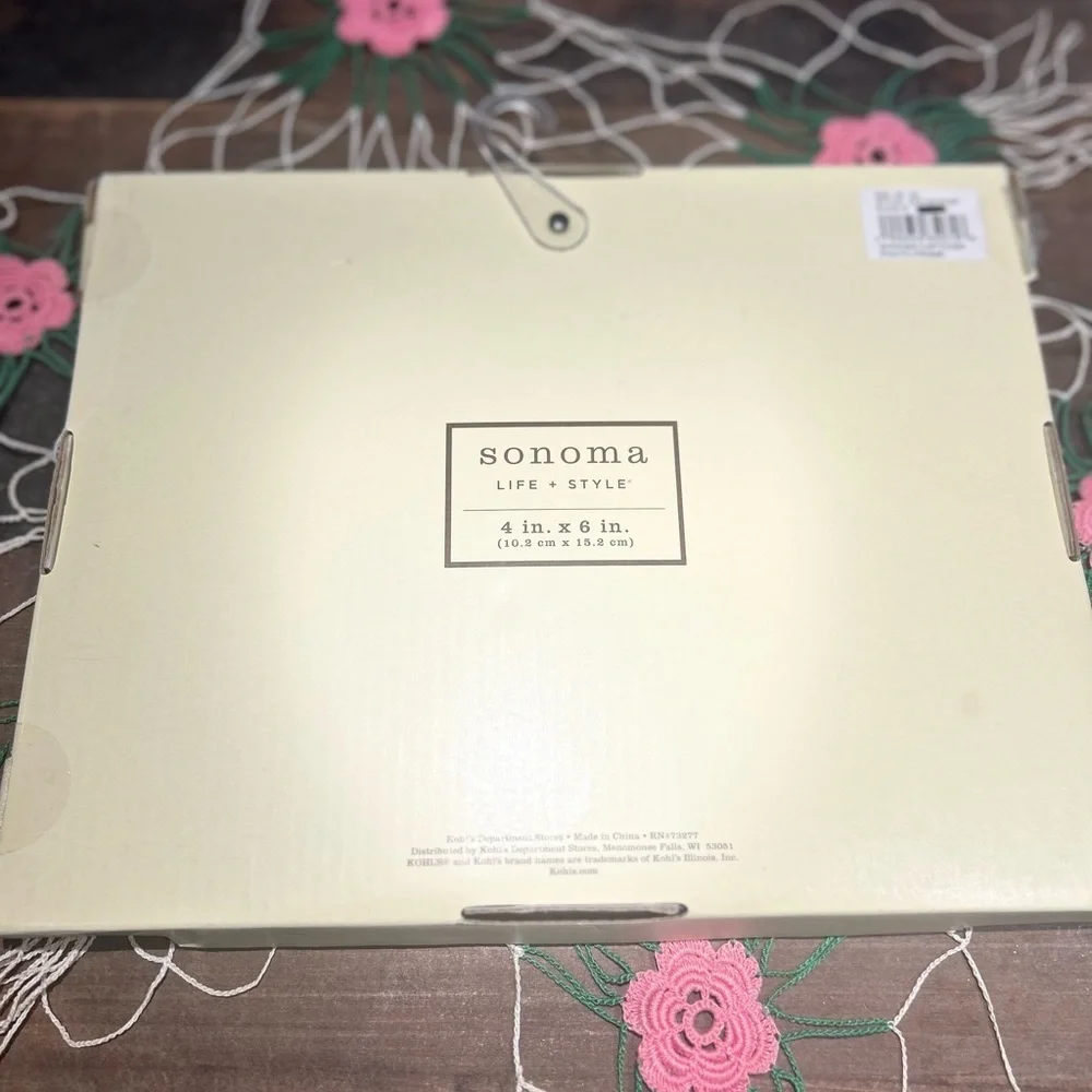 ❤️Multicolor 'Happy Together' Photo Frame - Picture 3 of 6